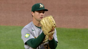 J.T. Ginn fans Francisco Lindor to begin his start