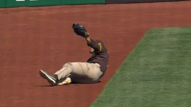 Ramón Laureano's impressive diving catch