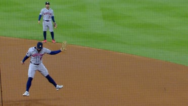 Christian Walker's leaping catch