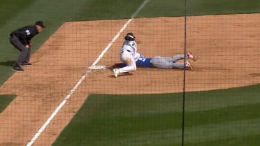 White Sox nab Heineman at third for inning-ending DP