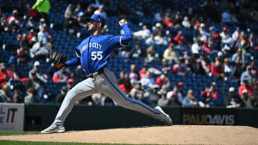 Cole Ragans strikes out Steven Kwan