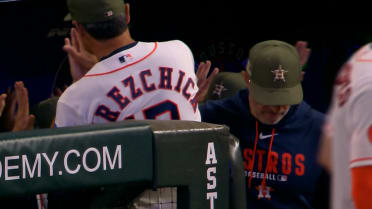 Bryan Abreu logra el salvado