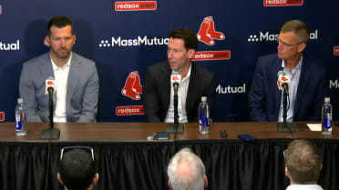 Red Sox exercise club options on Breslow, Tracy
