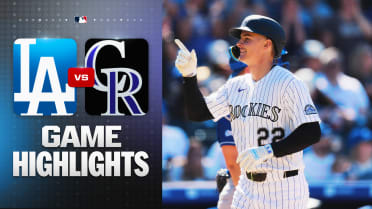 Mickey Moniak hits a two-run homer in Rockies' win