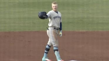 JoJo Parker collects three hits