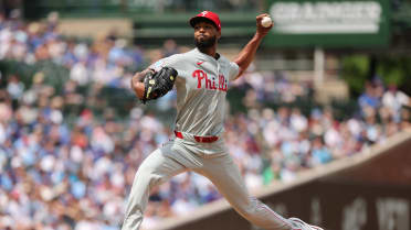 Cristopher Sánchez strikes out four