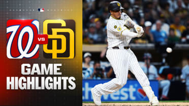 Padres use four-run 8th for comeback win over Nats