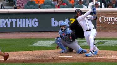 Spencer Torkelson's game-tying single