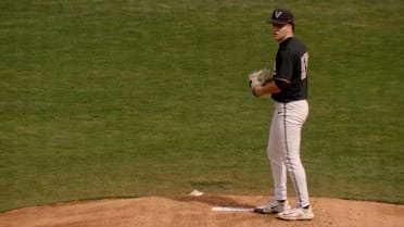 Cody Bowker's four shutout innings