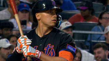 Alonso scores on Taylor's RBI forceout