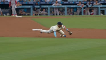 Miguel Rojas' diving stop