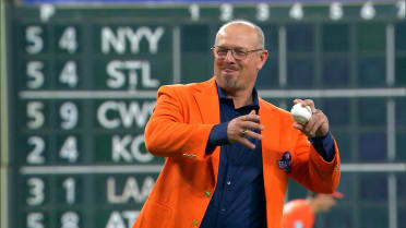 Billy Wagner tosses the first pitch in Houston