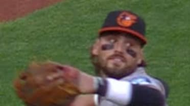 Blaze Alexander hace un gran out