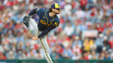 Shane Drohan strikes out Bryson Stott