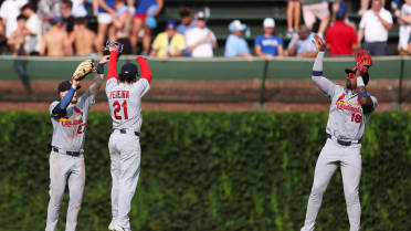 Caleb Ferguson seals the win for the Cardinals 