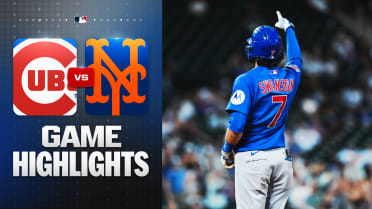 Dansby Swanson's four RBIs aids Cubs' win
