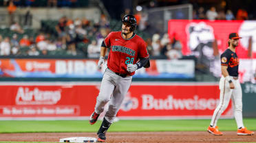 Nolan Arenado's second homer of the game (2)
