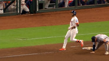 Jeremy Pena plates run on double play