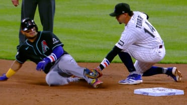 DP con ponche y tiro de Rockies   