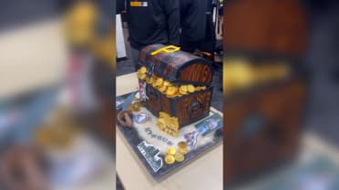 Jake Mangum gets a treasure chest b-day cake!