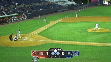 Enddy Azocar singles on a sharp line drive to left fielder Luke Dickerson. Colin Yeaman scores. RJ Austin scores.