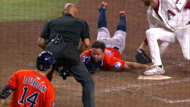Jose Altuve scores on wild pitch, call stands