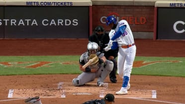 Luis Robert Jr.'s home run