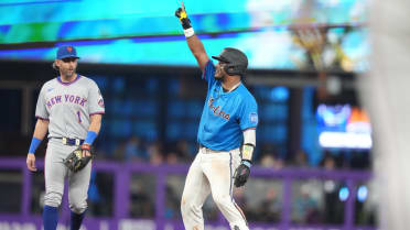 Brian Navarreto suma con doblete