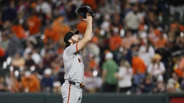 Ryan Walker closes out Giants' win