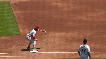 Ball slips through hole in Bryce Harper's glove