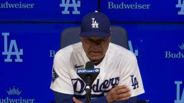 Dave Roberts talks loss, struggles on defense