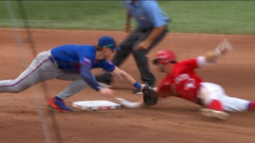 Tyrone Taylor throws out Ernie Clement 