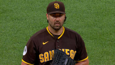 Robbie Ray whiffs four over six strong innings