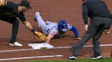 Carter Jensen is called safe after challenge