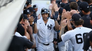 Juego de 2 jonrones de Giancarlo Stanton