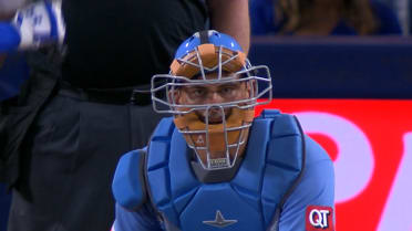 Salvador Perez exits with right elbow aggravation