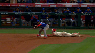 Blue Jays turn game-ending double play