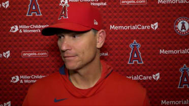 Ray Montgomery on Hendricks, 4-1 win