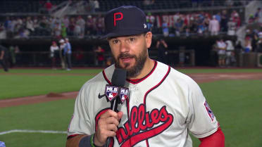 Kyle Schwarber talks Field of Dreams Game