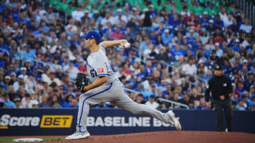 Seth Lugo poncha a Ernie Clement