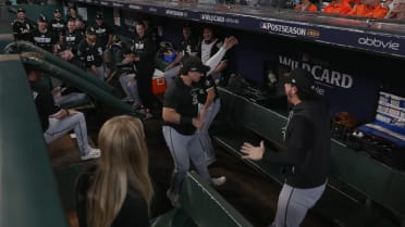 White Sox players dance in dugout before Game 2