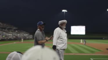 Ushertainers excite fans at MiLB at Field of Dreams