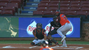 Doble productor de Eloy Jiménez