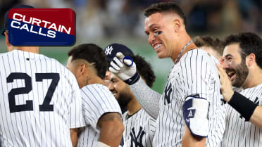 Yankees pull off improbable comeback to beat Mariners