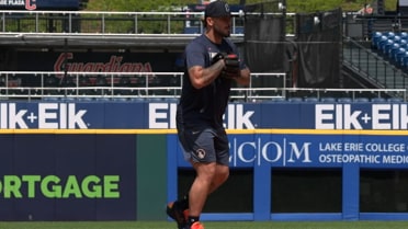 Gabriel Arias participates in fielding drills