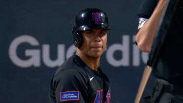 Francisco Alvarez stamps home on RBI walk
