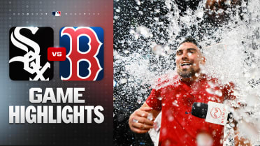 Caleb Durbin's hit in 13th walks it off for Red Sox