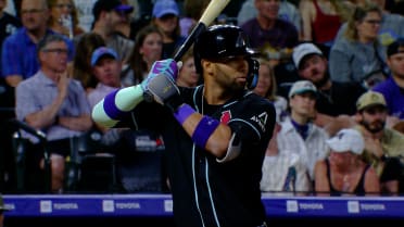 Lourdes Gurriel Jr.'s sacrifice fly