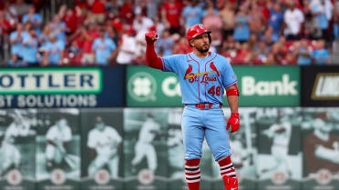 Iván Herrera's two-run double