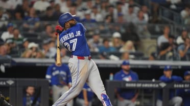 Vladimir Guerrero Jr.'s solo home run (23)